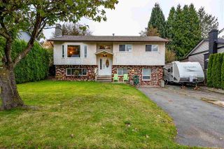 Photo 1: 26447 28B Avenue in Langley: Aldergrove Langley House for sale : MLS®# R2512765