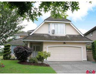 Photo 1: 21582 84TH Avenue in Langley: Walnut Grove House  in "Forest Hills" : MLS®# F2718779