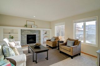 Photo 4: 39 INVERNESS Boulevard SE in Calgary: McKenzie Towne Detached for sale : MLS®# C4215611