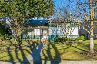 Photo 1: 4388 TOWNLEY Street in Vancouver: Quilchena House for sale (Vancouver West)  : MLS®# R2142222