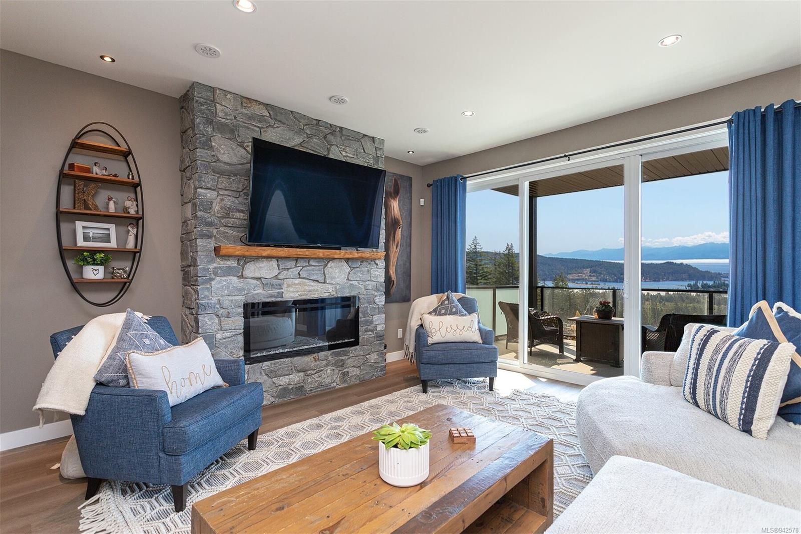 2183  Mountain Heights Dr, Sooke