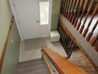 Photo 2: 3705 9TH AVENUE in Castlegar: House for sale : MLS®# 2476101