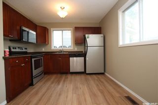 Photo 7: 418 Whelan Crescent in Saskatoon: Confederation Park Residential for sale : MLS®# SK945689