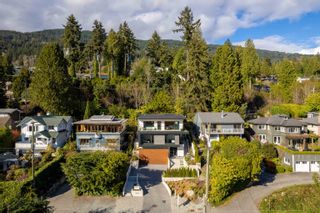 Photo 2: 3325 MARINE Drive in West Vancouver: West Bay House for sale : MLS®# R2870653
