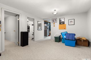 Photo 35: 14 Springstein Avenue in Regina: Walsh Acres Residential for sale : MLS®# SK929871