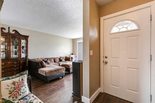 Photo 4: 91 Woodborough Crescent SW in Calgary: Woodbine Detached for sale : MLS®# A2084403