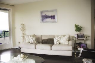 Photo 3: 605 4603 HAZEL Street in Burnaby: Forest Glen BS Condo for sale in "CRYSTAL PLACE" (Burnaby South)  : MLS®# R2183039