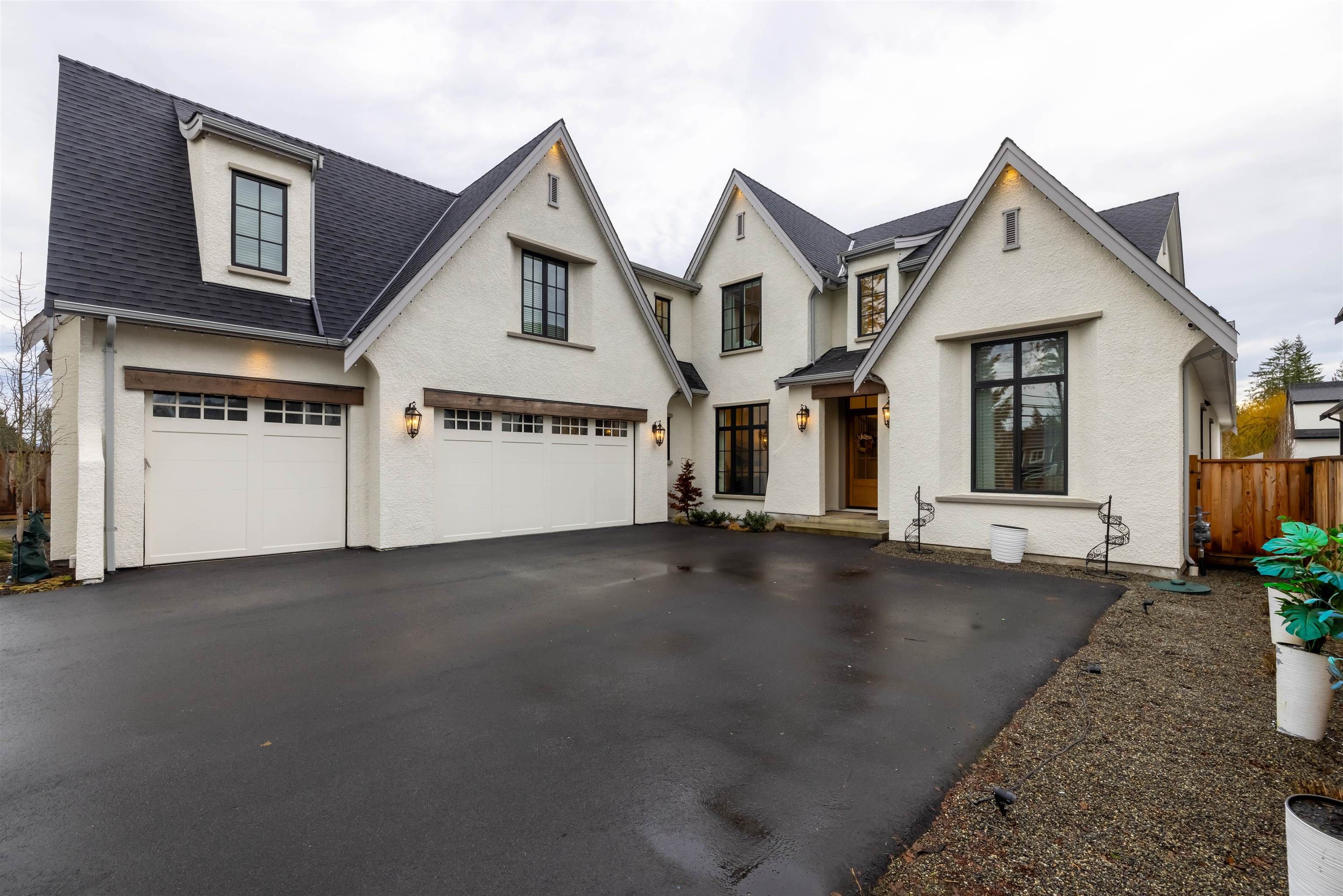Main Photo: 4210 248 Street in Langley: Salmon River House for sale : MLS®# R2844552