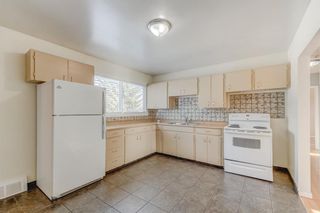 Photo 9: 24 Armstrong Crescent SE in Calgary: Acadia Detached for sale : MLS®# A2025136