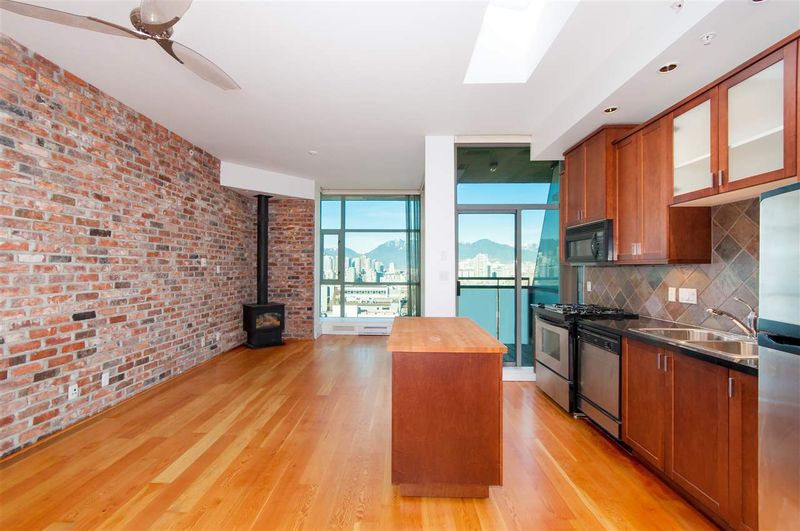 FEATURED LISTING: 413 - 2515 ONTARIO Street Vancouver