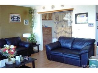 Photo 3:  in VICTORIA: Es Old Esquimalt Condo for sale (Esquimalt)  : MLS®# 425019