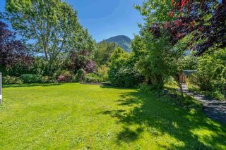 Photo 3: 48964 RIVERBEND Drive in Chilliwack: Chilliwack River Valley House for sale (Sardis)  : MLS®# R2744656