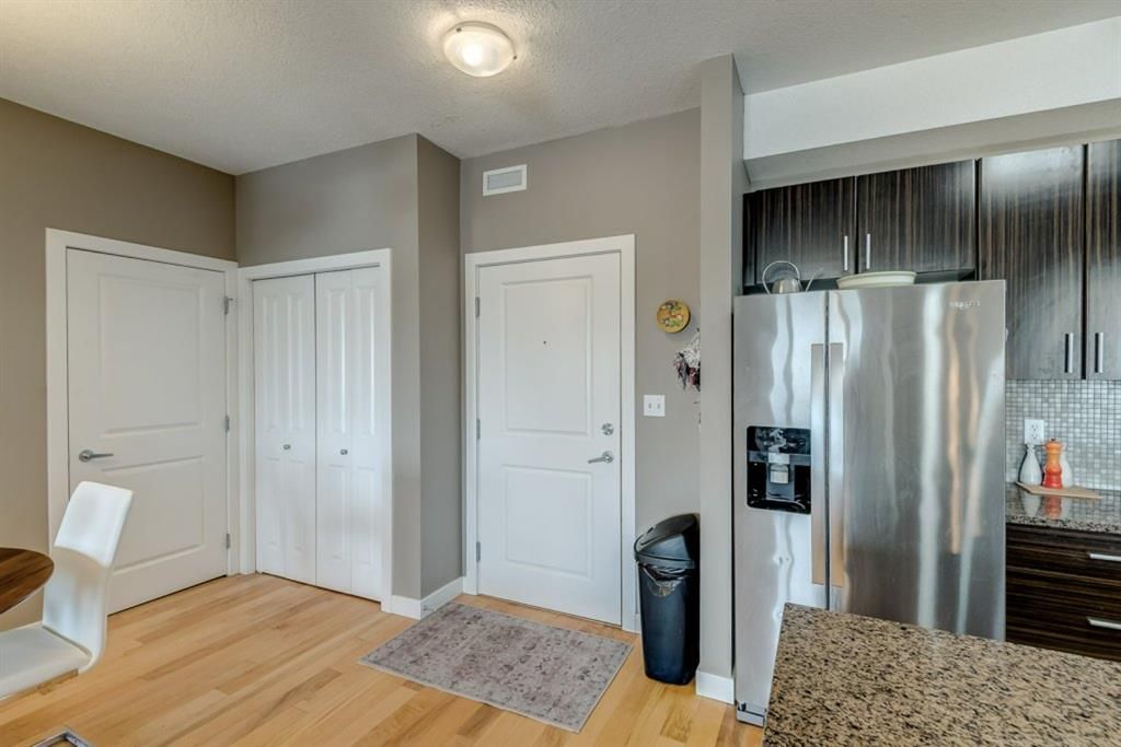 Main Photo: 407 11 MILLRISE Drive SW in Calgary: Millrise Apartment for sale : MLS®# A1108723