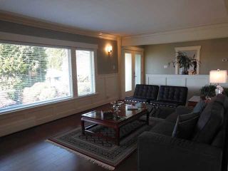 Photo 2: 4484 CANTERBURY Crescent in North Vancouver: Forest Hills NV House for sale in "FOREST HILLS" : MLS®# V1110439