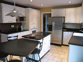 Photo 2: 15 KARA Cove in Winnipeg: Residential for sale (Canada)  : MLS®# 1112493