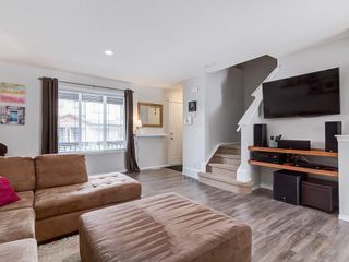 Photo 4: 165 Panatella Park NW in Calgary: Panorama Hills Row/Townhouse for sale : MLS®# A2035973