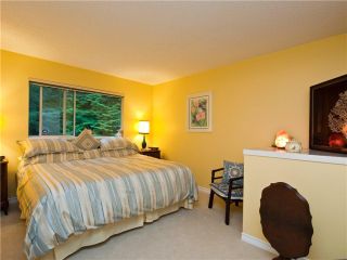 Photo 6: 3944 INDIAN RIVER Drive in North Vancouver: Indian River Townhouse for sale in "HIGHGATE TERRACE" : MLS®# V875032