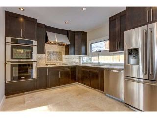 Photo 10: 31 HIGHWOOD Place NW in Calgary: Highwood Residential Detached Single Family for sale : MLS®# C3639703