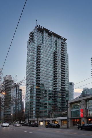 Photo 4: 3705 1328 W PENDER Street in Vancouver: Coal Harbour Condo for sale in "CLASSICO" (Vancouver West)  : MLS®# R2805536
