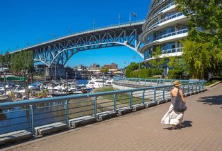 Photo 15: 2202 1000 BEACH AVENUE in Vancouver: Yaletown Condo for sale (Vancouver West)  : MLS®# R2324364