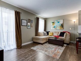 Photo 5: 6 Pantego Lane NW in Calgary: Panorama Hills Row/Townhouse for sale : MLS®# C4286058