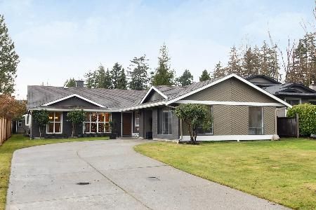 Main Photo: 1549 133A ST in Surrey: House for sale (Crescent Bch Ocean Pk.)  : MLS®# F1028631