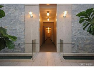 Photo 15: N701 737 Humboldt Street in : Vi Downtown Condo for sale (Victoria)  : MLS®# 272227