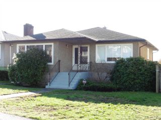 Photo 1: 1626 E 56TH Avenue in Vancouver: Fraserview VE House for sale (Vancouver East)  : MLS®# R2443664