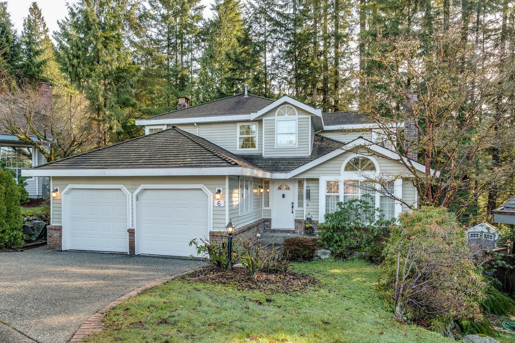 Main Photo: 6 BRACKENRIDGE Place in Port Moody: Heritage Mountain House for sale in "HERITAGE MOUNTAIN" : MLS®# R2649947