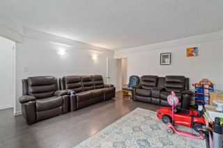 Photo 6: 5735 EARLES Street in Vancouver: Killarney VE House for sale (Vancouver East)  : MLS®# R2863227