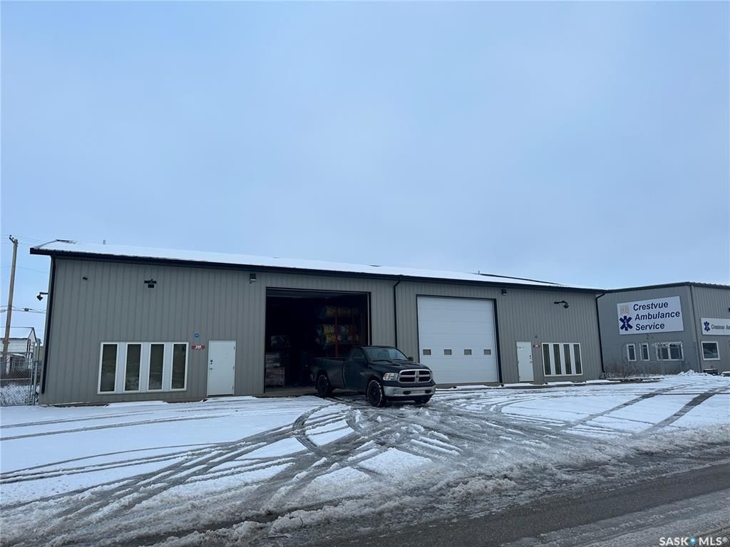 Main Photo: 369 6th Avenue North in Yorkton: Commercial for lease : MLS®# SK951724