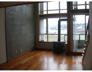 Photo 2: 305 7 RIALTO Court in New_Westminster: Quay Condo for sale (New Westminster)  : MLS®# V755910