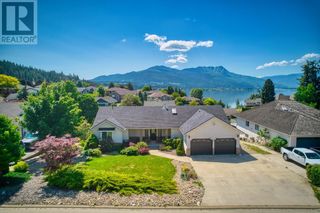 Photo 2: 1200 49th Avenue, NE in Salmon Arm: House for sale : MLS®# 10280111