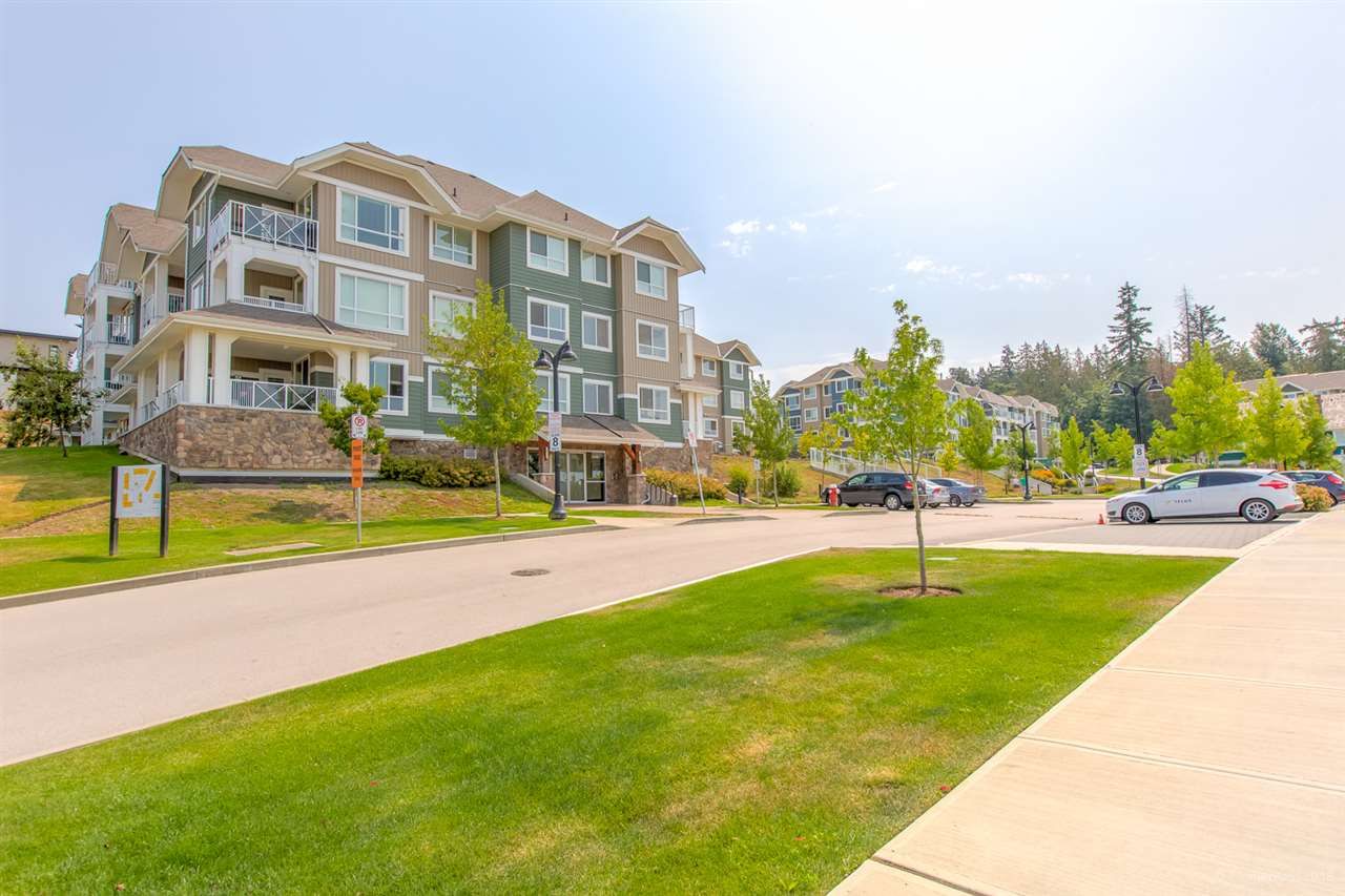 Main Photo: 317 16398 64 Avenue in Surrey: Cloverdale BC Condo for sale in "THE RIDGE AT BOSE FARMS" (Cloverdale)  : MLS®# R2476395