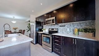 Photo 9: 20 Great Gabe Crescent in Oshawa: Windfields House (2-Storey) for sale : MLS®# E5285159