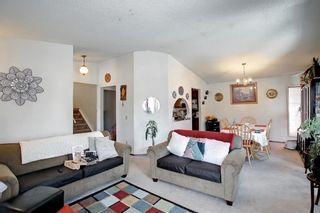 Photo 5: 339 Bernard Mews NW in Calgary: Beddington Heights Detached for sale : MLS®# A1204842