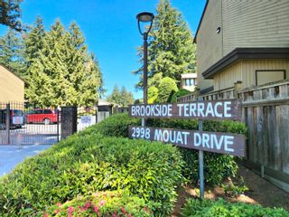 Photo 2: 10 2998 MOUAT Drive in Abbotsford: Abbotsford West Townhouse for sale : MLS®# R2785480