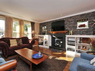 Photo 2: 3557 Twin Cedars Dr in COBBLE HILL: ML Cobble Hill House for sale (Malahat & Area)  : MLS®# 691939
