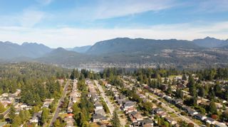 Photo 7: 811 KELVIN STREET in Coquitlam: Harbour Chines House for sale : MLS®# R2622197