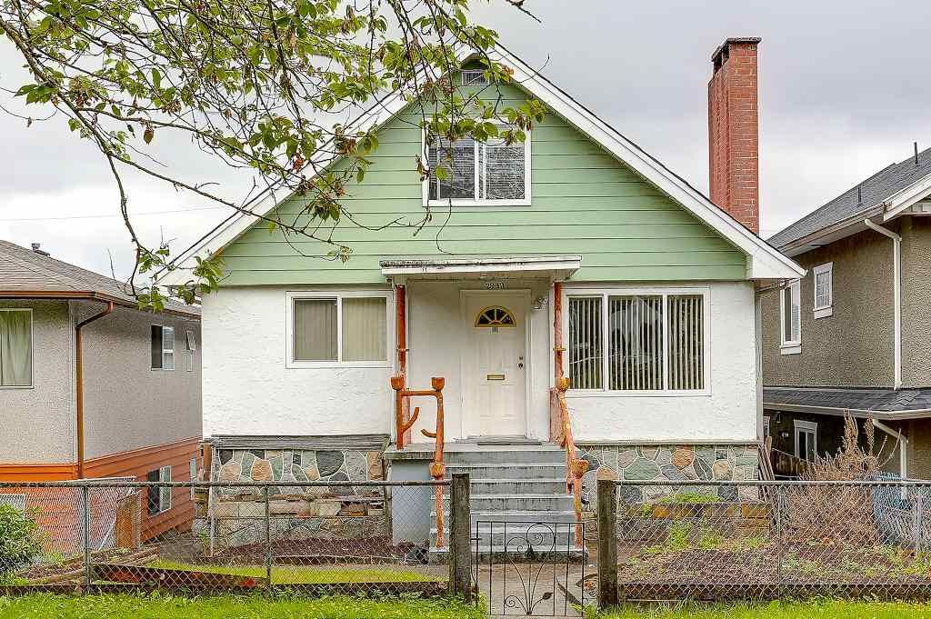 Main Photo: 2843 E 20TH Avenue in Vancouver: Renfrew Heights House for sale in "RENFREW HEIGHTS" (Vancouver East)  : MLS®# R2185211