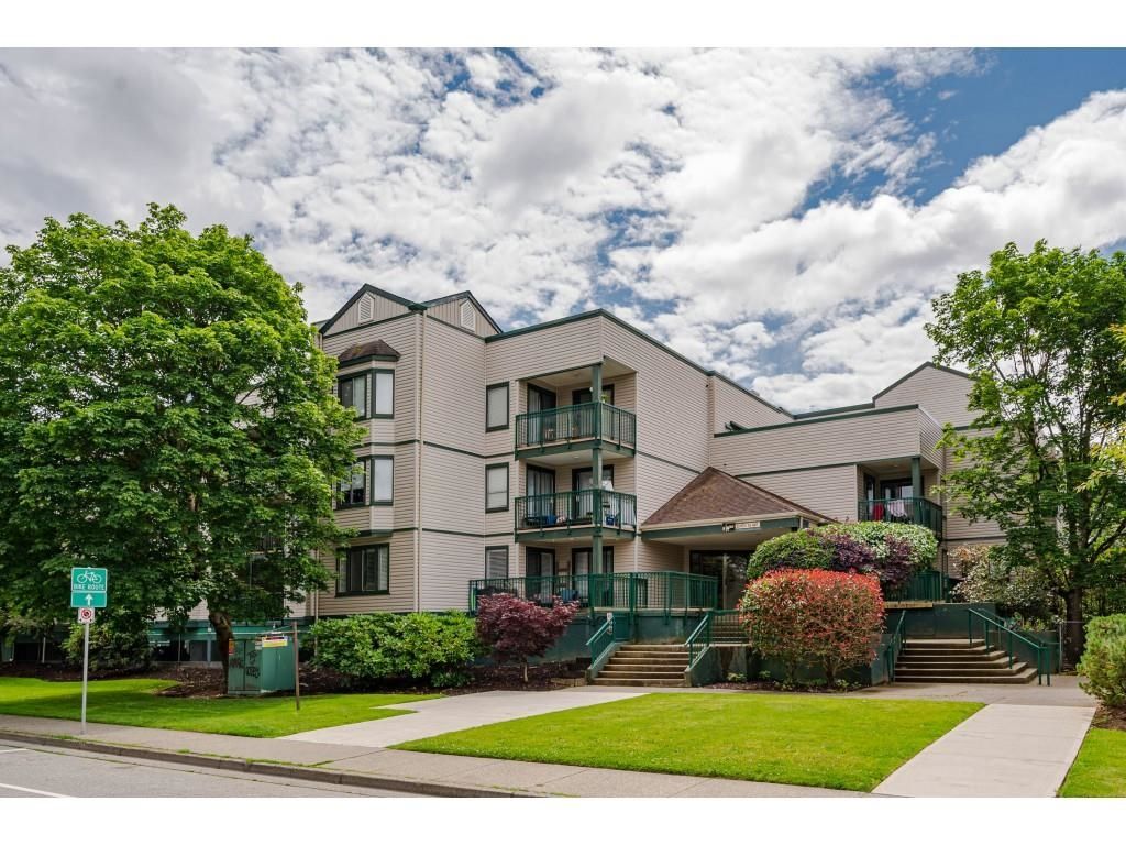 Main Photo: 106 20454 53 Avenue in Langley: Langley City Condo for sale in "Rivers Edge" : MLS®# R2707098