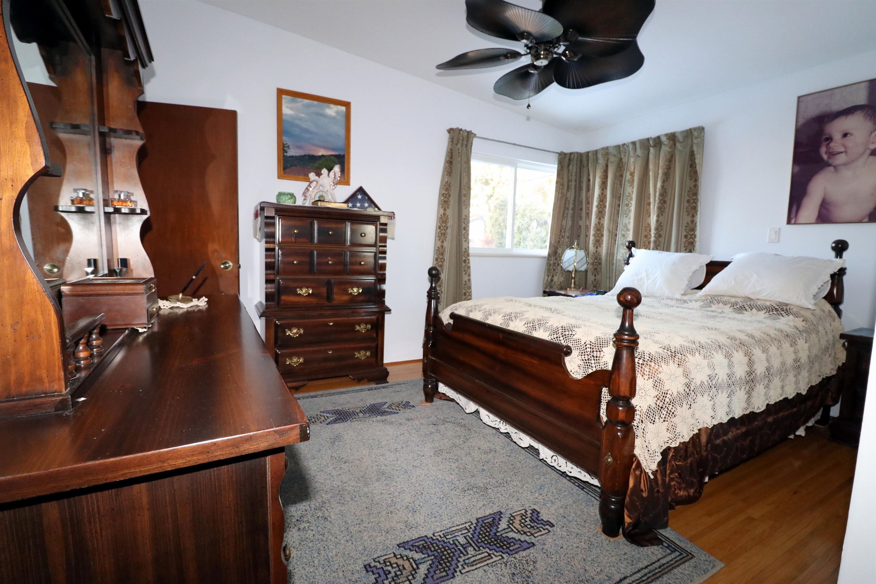 Photo 10: Photos: 434 WINONA Street in Coquitlam: Central Coquitlam House for sale : MLS®# R2642096