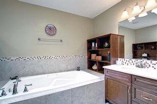 Photo 36: 18 Crestridge View SW in Calgary: Crestmont Detached for sale : MLS®# A1237797