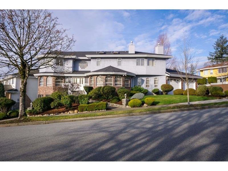 FEATURED LISTING: 2651 PHILLIPS Avenue Burnaby