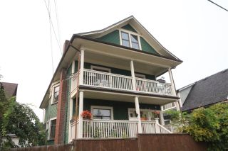 Photo 1: 2841 FRASER Street in Vancouver: Mount Pleasant VE Duplex for sale (Vancouver East)  : MLS®# R2499045