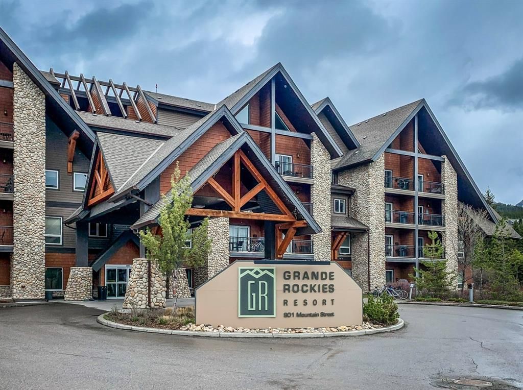 Main Photo: 119 901 Mountain Street: Canmore Apartment for sale : MLS®# A1097473