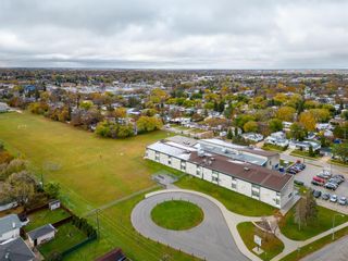 Photo 47: 784 Muriel Street in Winnipeg: Crestview Residential for sale (5H)  : MLS®# 202227299