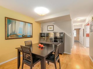 Photo 4: 2422 E 8 Avenue in Vancouver: Renfrew VE Townhouse for sale in "8th Avenue Garden Apartment" (Vancouver East)  : MLS®# R2073648