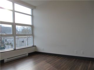 Photo 9: 404 1088 W 14TH Avenue in Vancouver: Fairview VW Condo for sale in "COCO" (Vancouver West)  : MLS®# V1044068