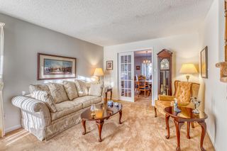 Photo 6: 375 Woodfield Road SW in Calgary: Woodbine Detached for sale : MLS®# A2011027